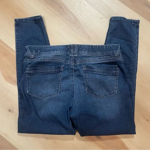 Democracy “Ab”solution Jeans Women’s Size 14 Blue Stretch Skinny  B1305BBV3XX - Picture 2 of 8